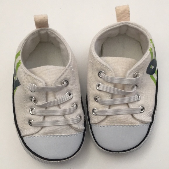 INFANTS’ Child of Mine Soft Sole Sneakers 3-6 mnth - Picture 2 of 7